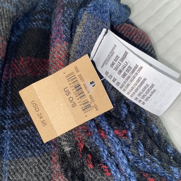 American Eagle Scarf - Picture 2 of 3